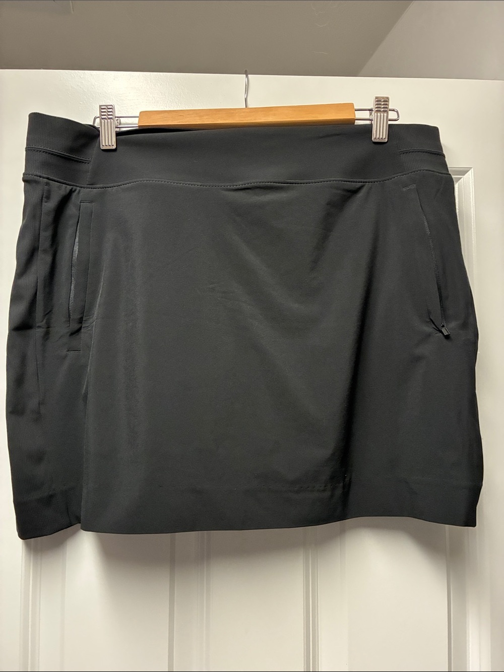 Athleta Black Women's Skort